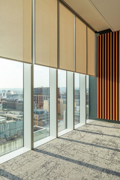 Rullegardiner, SG 4960, Versascreen 1-10%, Virgin Money, Glasgow, Scotland, United Kingdom