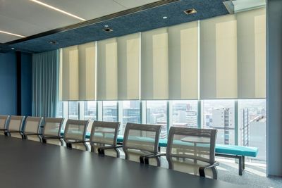 Rullegardiner, SG 4960, Versascreen 1-10%, Virgin Money, Glasgow, Scotland, United Kingdom